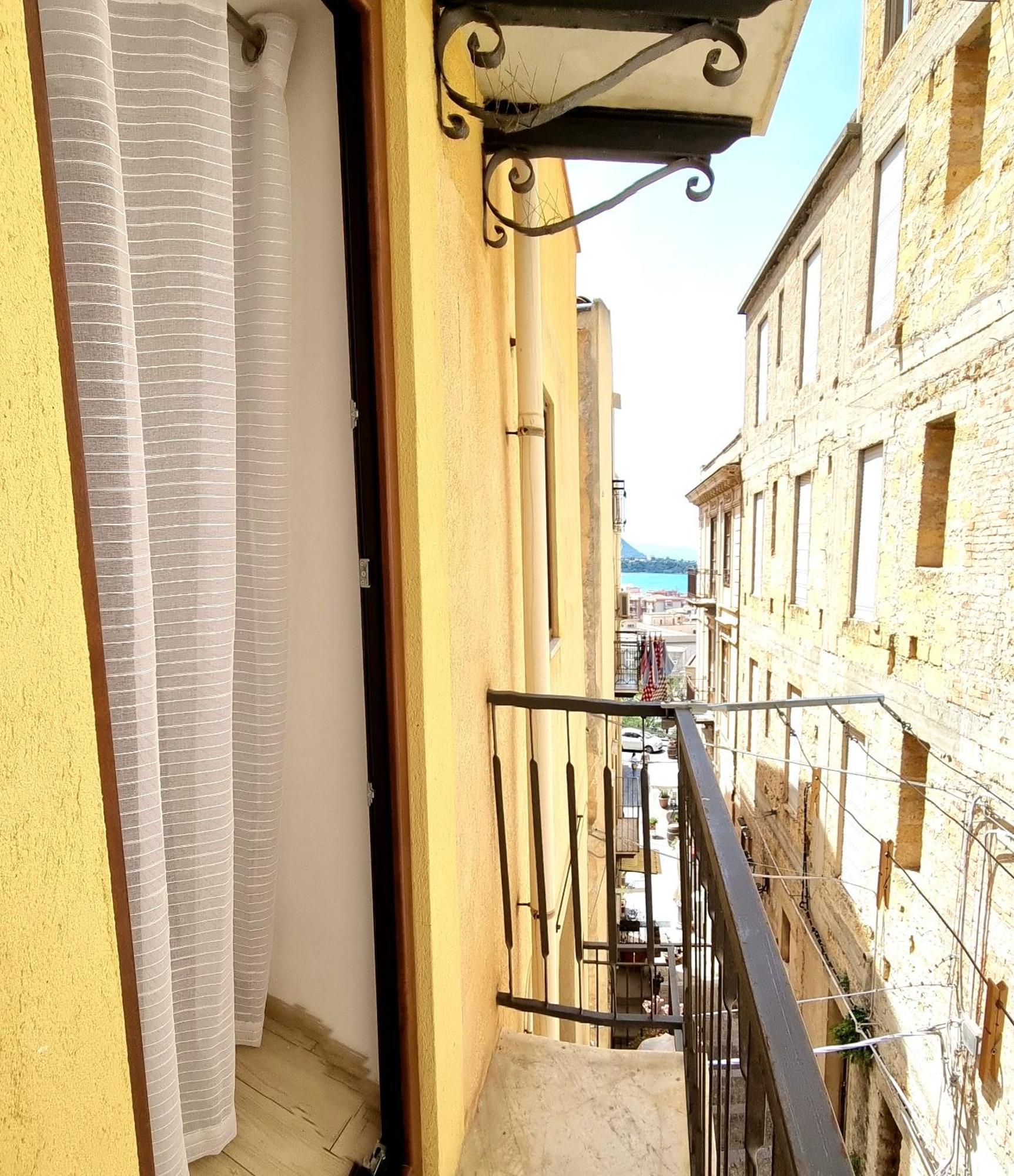 Porta Terra Apartment Cefalù Buitenkant foto